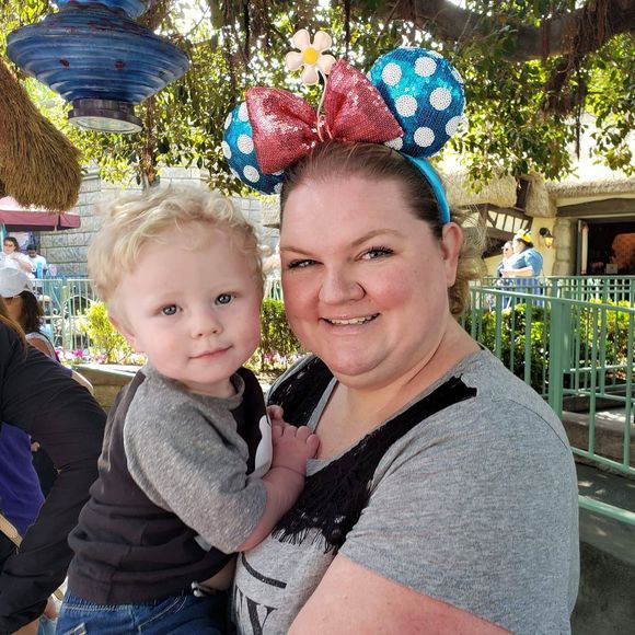 Meet your Posher, Jessica - Picture 1 of 1